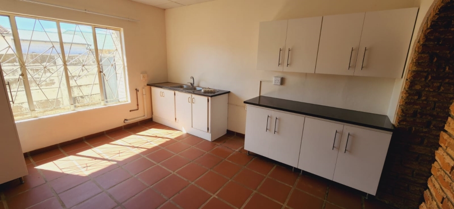5 Bedroom Property for Sale in Potchefstroom North West